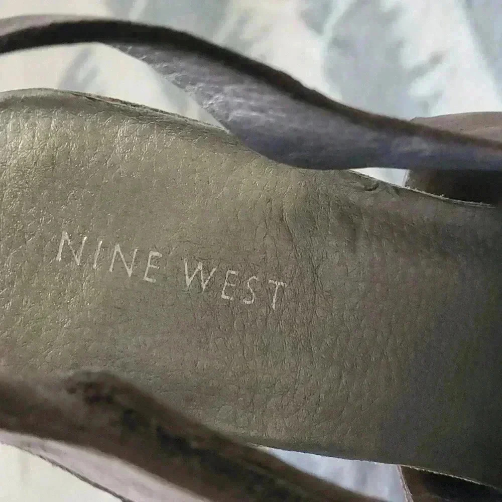 Heels by Nine West. Sz 8. - Picture 6 of 6
